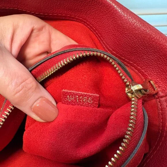 Louis Vuitton Monogram Pallas MM Shopper Cerise Excellent Condition - Picture 8 of 16